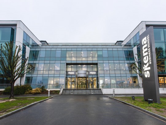 Après 18 mois de travaux, Skema a ouvert les portes de son nouveau campus de 30 000 m2 à Paris le 4 janvier dernier.